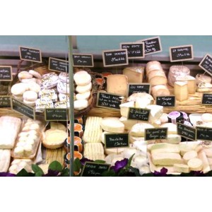 fromages à base de laits de mélange, une tomme de brebis frottées au génépi ou encore des bleus de vaches, chèvres et brebis et plus encore